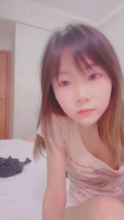 ⁣Having sex with an innocent girl with a tight pussy who moans loudly 
