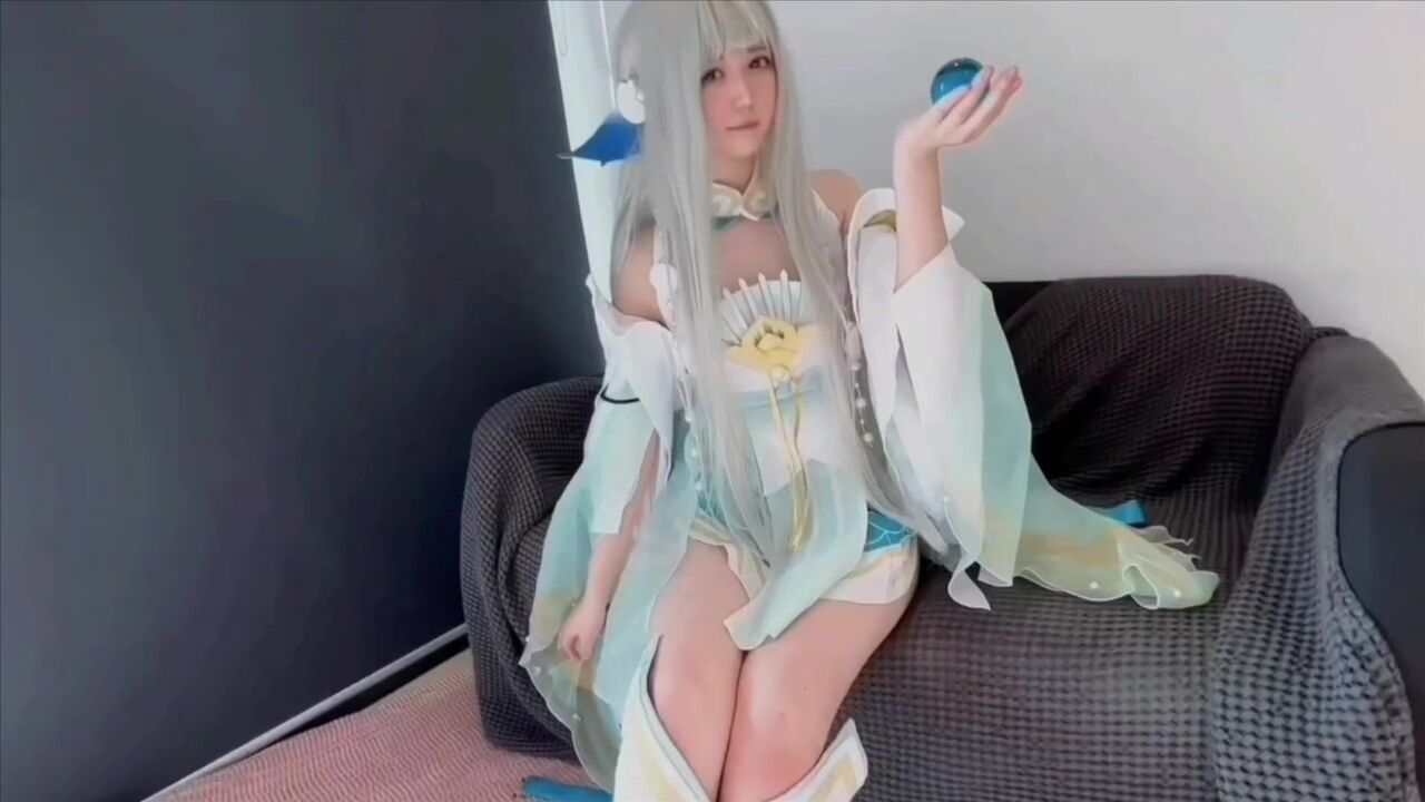 ⁣A pretty coser cos Shi in Honor of Kings 