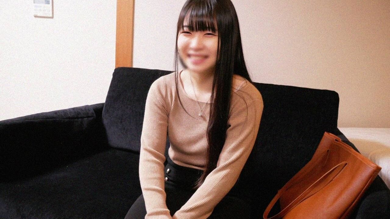 ⁣FC2PPV4878910 A 146cm tall, all-natural, amateur girl had a huge penis inserted into her wet vagina and experienced orgasmic spasms as a large amount of semen was injected. 