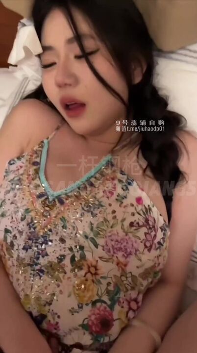 ⁣The busty girl almost ripped her clothes; her wanton manner while being fucked was incredibly alluring. 