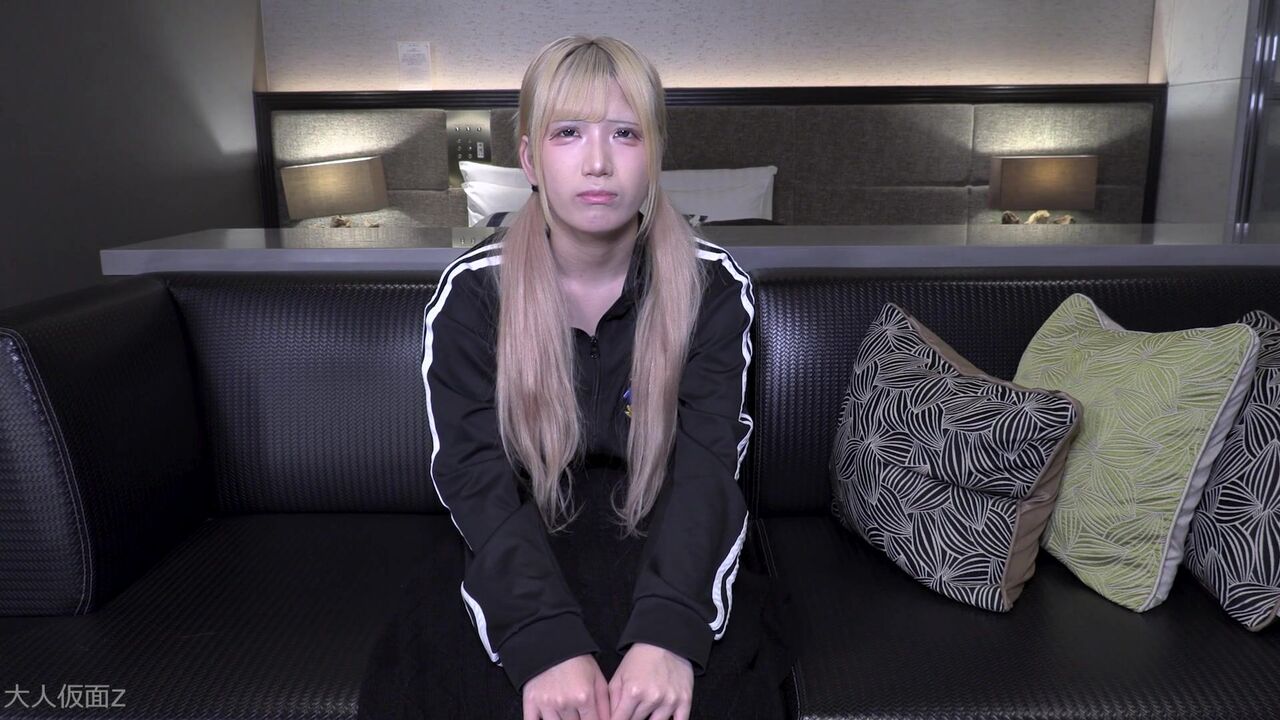 ⁣FC2PPV4940220 A cute girl with pigtails was used as a sex toy, her pussy and asshole were violently penetrated, and she experienced repeated orgasms.