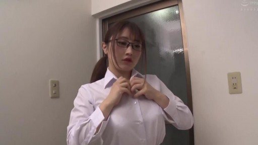 HUNTA-942 Full Erection Alone In A Narrow Bath With A Hidden Busty Sister 