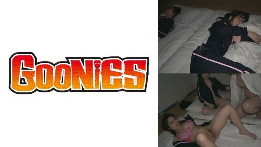 530DG-233 Fair-skinned Pink Nipples and Colossal Tits Girl ~School Trip Schoolgirl Group Night Video~ 