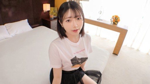 SIRO-5204 Mine-type G-cup mysterious girl (in a good way!). It seems that girls want to have fun when they have a boyfriend who is very restrained, so I made sure to be his playmate and increase my sex experience points! 