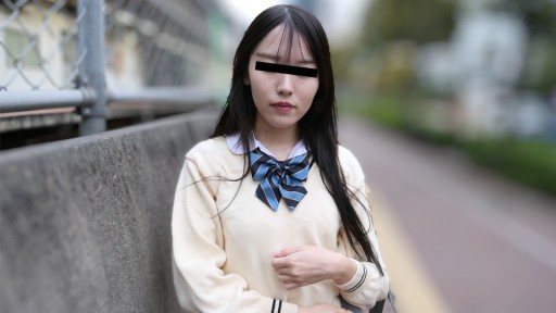 ⁣10Musume 081425_01 Pranking a girl in uniform on the train Yamashita Moeka 