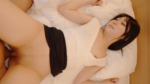 FC2PPV-4862909 A slightly shy but stunningly beautiful 19-year-old massage girl ♡ I thought I could go for it, so I completely forgot about the massage and started filming our sex session. 